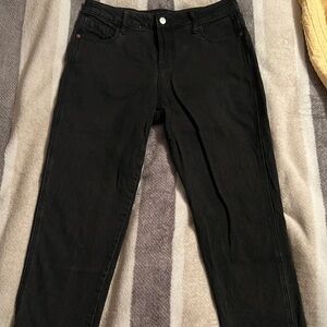 High Rise Vintage Slim Black Jeans